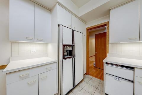 1025 E 54th St, Chicago, IL 60615 photo 14