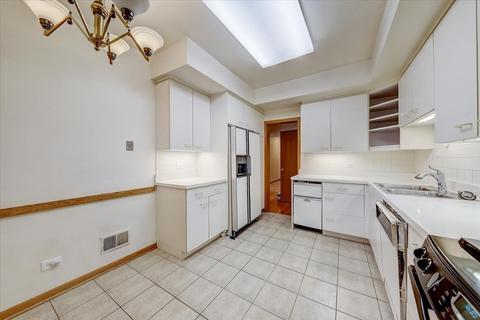 1025 E 54th St, Chicago, IL 60615 photo 12