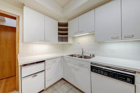 1025 E 54th St, Chicago, IL 60615 photo 15