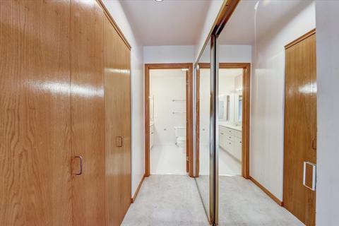 1025 E 54th St, Chicago, IL 60615 photo 26