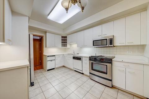 1025 E 54th St, Chicago, IL 60615 photo 10