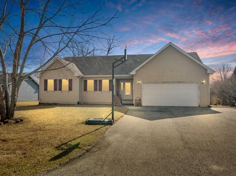 215 E Third St, Sheridan, IL 60551 photo 18