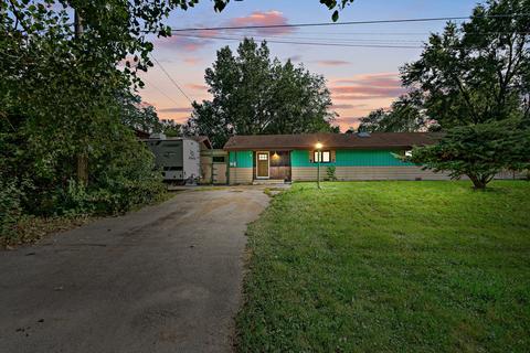 207 Croyden St, Spring Grove, IL 60081 photo 1