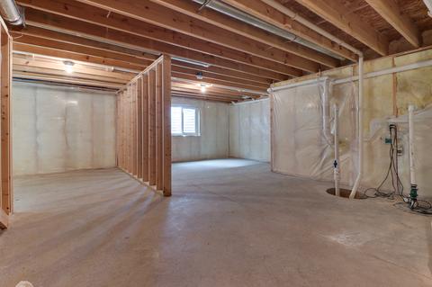 2412 Corinth Ln, Normal, IL 61761 photo 25