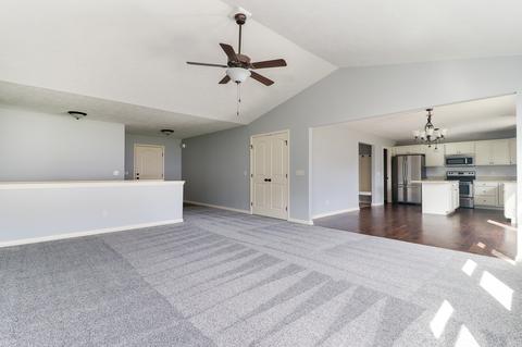 2412 Corinth Ln, Normal, IL 61761 photo 4