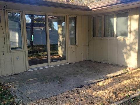 219 E Walnut St, Walnut, IL 61376 photo 5