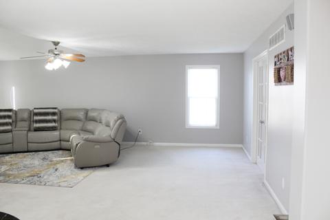 1503 Biltmore Ct, Normal, IL 61761 photo 15