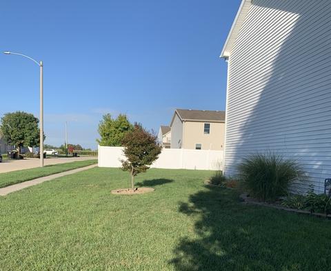 1503 Biltmore Ct, Normal, IL 61761 photo 4