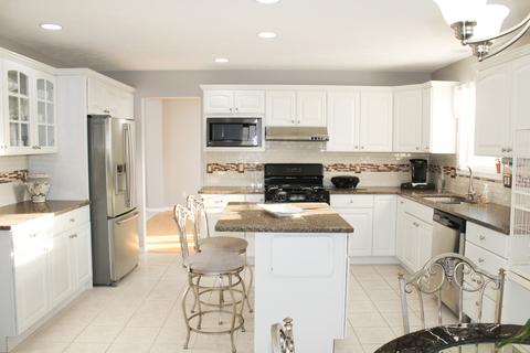 1503 Biltmore Ct, Normal, IL 61761 photo 12