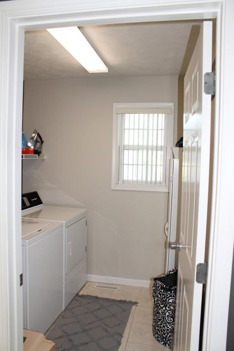 1503 Biltmore Ct, Normal, IL 61761 photo 23