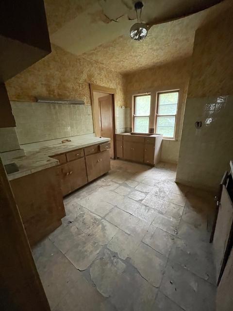 380 Addison Rd, Riverside, IL 60546 photo 14