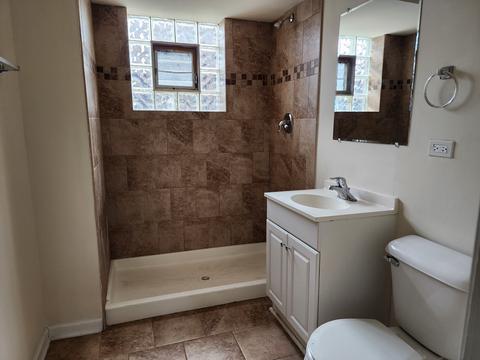 7209 S Roberts Rd, Bridgeview, IL 60455 photo 12