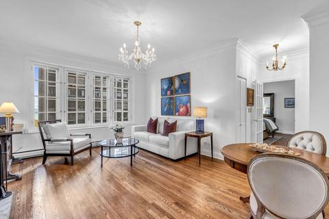70 E Scott St #607, Chicago, IL 60610 photo 5