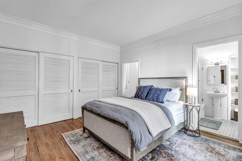 70 E Scott St #607, Chicago, IL 60610 photo 15