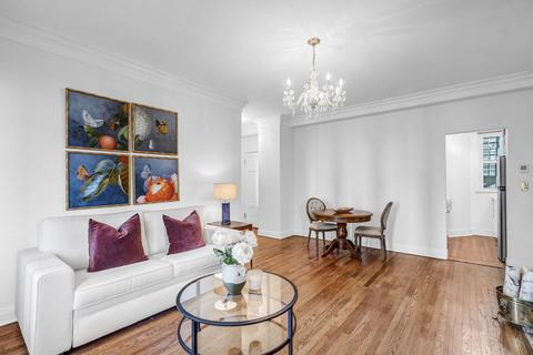 70 E Scott St #607, Chicago, IL 60610 photo 3