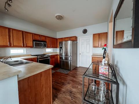 1611 Red Maple Dr, Plainfield, IL 60586 photo 6
