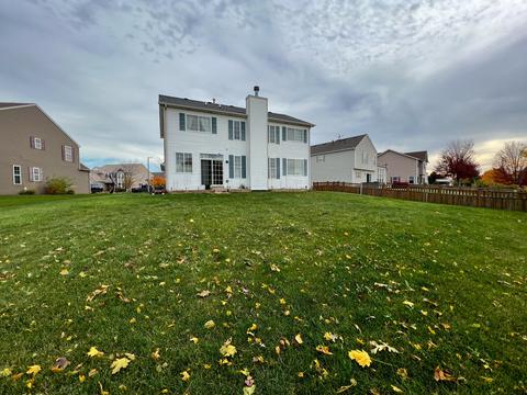 1611 Red Maple Dr, Plainfield, IL 60586 photo 2