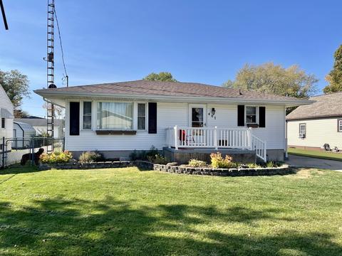 407 Oak St, Cedar Point, IL 61316 photo 1