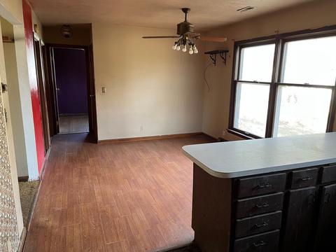 100 W West St, Weldon, IL 61882 photo 38