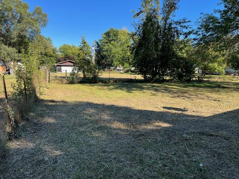100 W West St, Weldon, IL 61882 photo 27