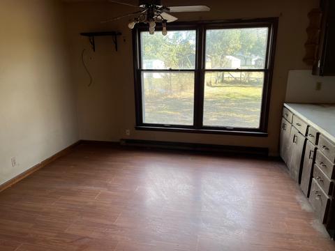 100 W West St, Weldon, IL 61882 photo 39