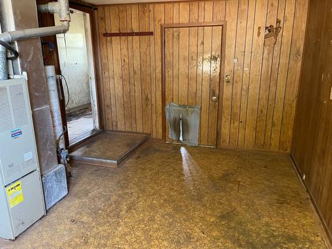 100 W West St, Weldon, IL 61882 photo 46