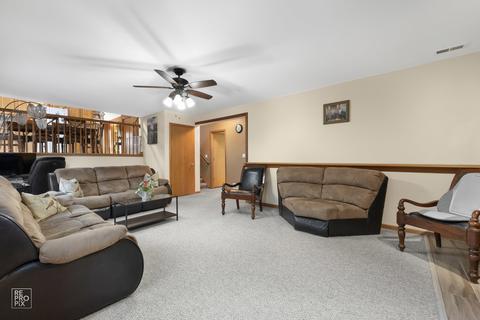 8407 Thomas Ave, Bridgeview, IL 60455 photo 13