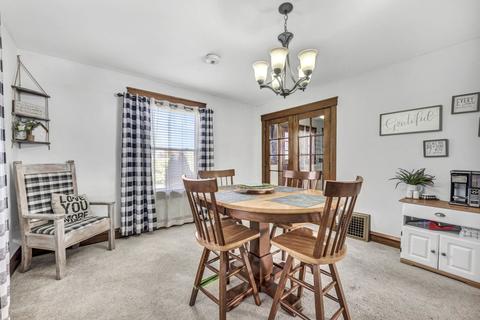512 E 2nd St, Gilman, IL 60938 photo 11