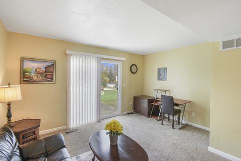 700 N Adelaide St #93, Normal, IL 61761 photo 5