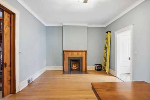 1325 E 50th St, Chicago, IL 60615 photo 4