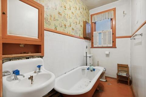 1325 E 50th St, Chicago, IL 60615 photo 12