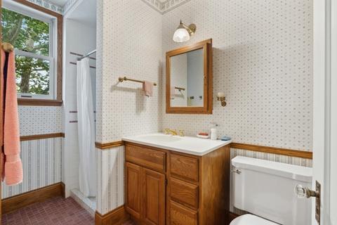 1325 E 50th St, Chicago, IL 60615 photo 8