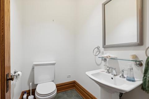 1325 E 50th St, Chicago, IL 60615 photo 11