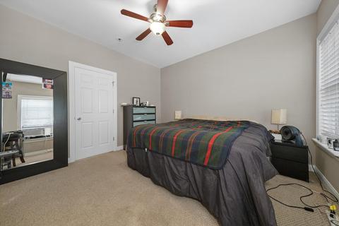 10730 S Champlain Ave, Chicago, IL 60628 photo 16
