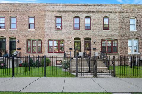 10730 S Champlain Ave, Chicago, IL 60628 photo 1