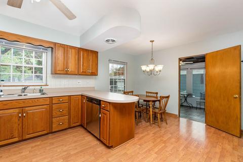 3537 Monroe St, Lansing, IL 60438 photo 11