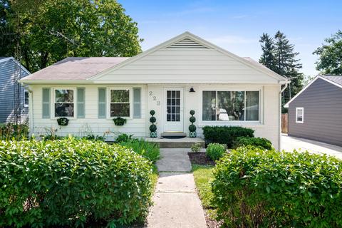 223 S Pierce Ave, Wheaton, IL 60187 photo 1