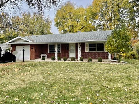 2117 13th St, Peru, IL 61354 photo 1