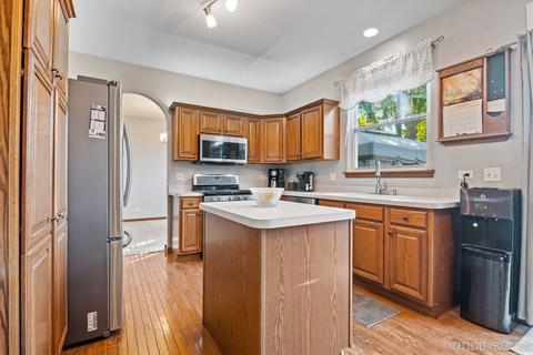 1733 Pinnacle Dr, Aurora, IL 60502 photo 9