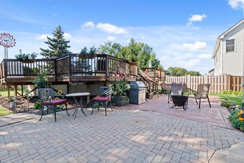 1733 Pinnacle Dr, Aurora, IL 60502 photo 3