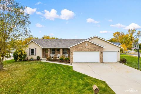 1514 Wright Dr, Sandwich, IL 60548 photo 1