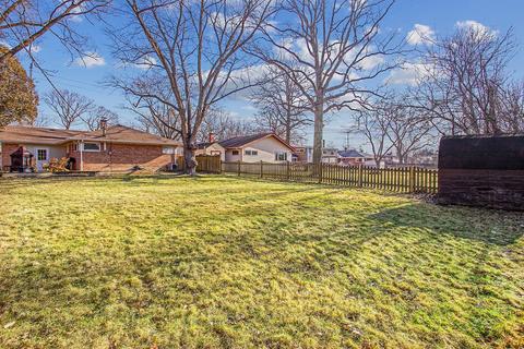 1012 Longaker Rd, Northbrook, IL 60062 photo 3