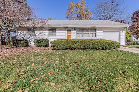 1702 Paula Dr, Champaign, IL 61821 photo 1