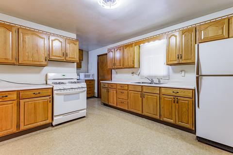 1702 Paula Dr, Champaign, IL 61821 photo 6