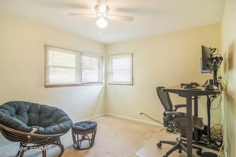 56 Lancaster Ln, Des Plaines, IL 60018 photo 11