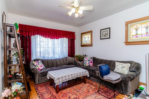 5331 W Warwick Ave, Chicago, IL 60641 photo 9