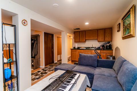 5331 W Warwick Ave, Chicago, IL 60641 photo 6