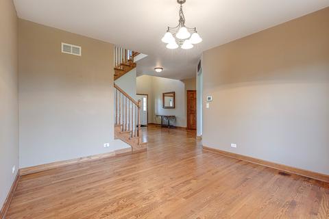 158 Fieldcrest Dr, Bartlett, IL 60103 photo 11
