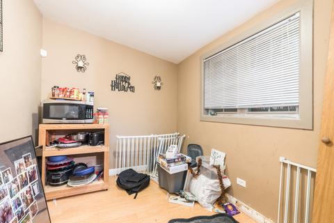 575 E Division St, Lockport, IL 60441 photo 2