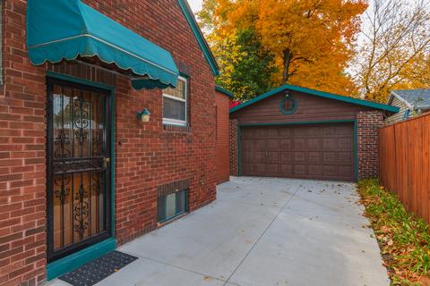 1311 E Grove St, Bloomington, IL 61701 photo 44